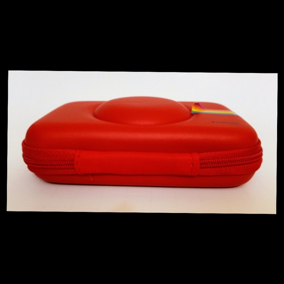 Polaroid Snap Case "Red" - Picture 3 of 14